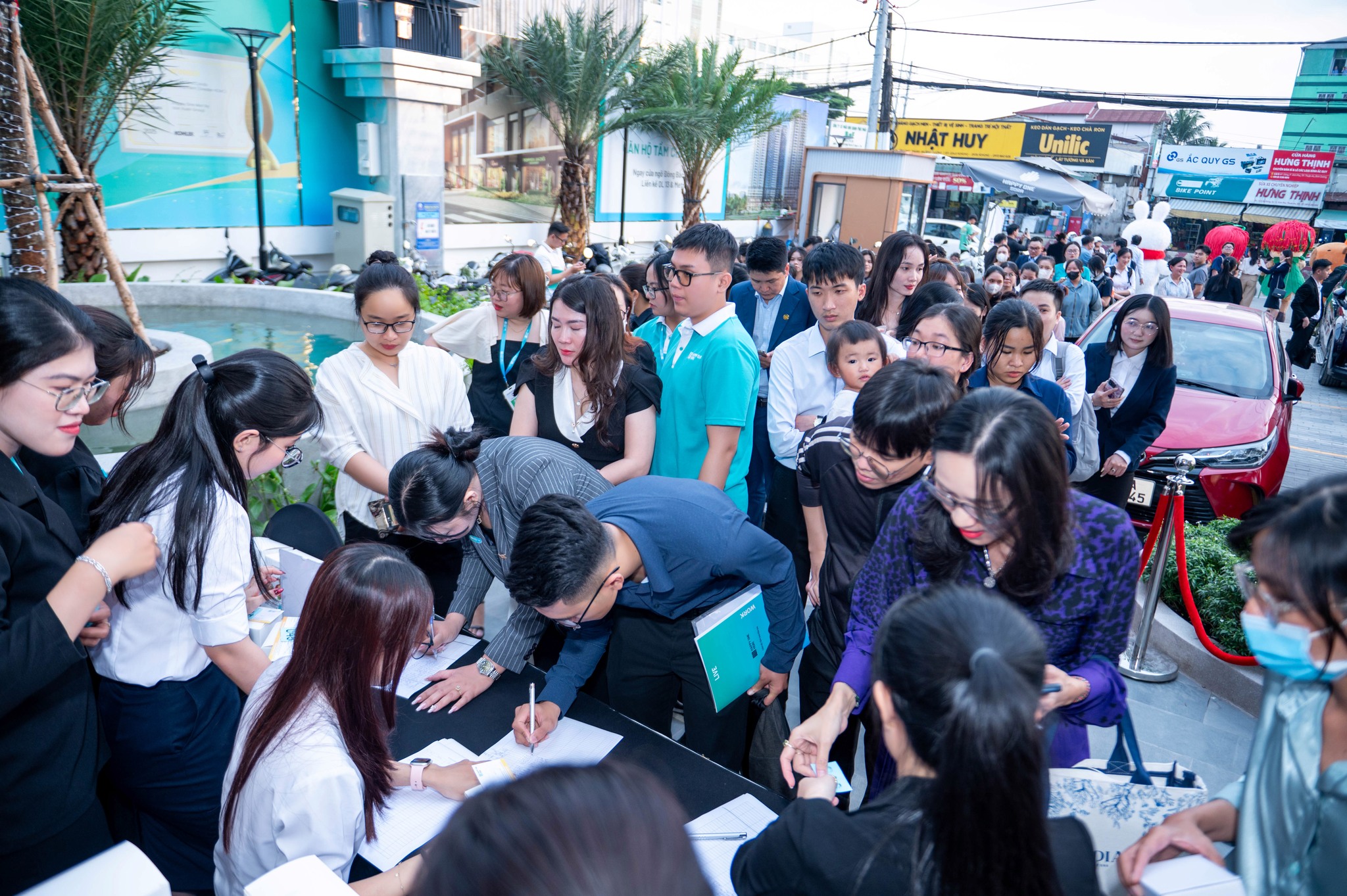 Khai trương nhà mẫu Happy One Mori